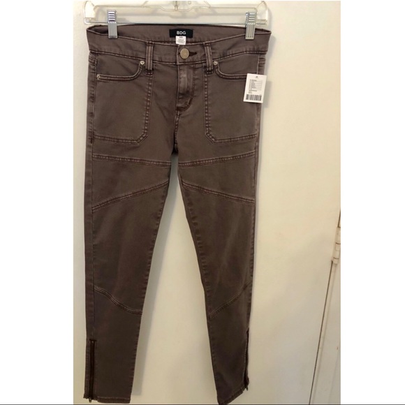 BDG | Jeans | Bdg Nwt Urban Outfitters Zip Ankle Pants Size 25 | Poshmark